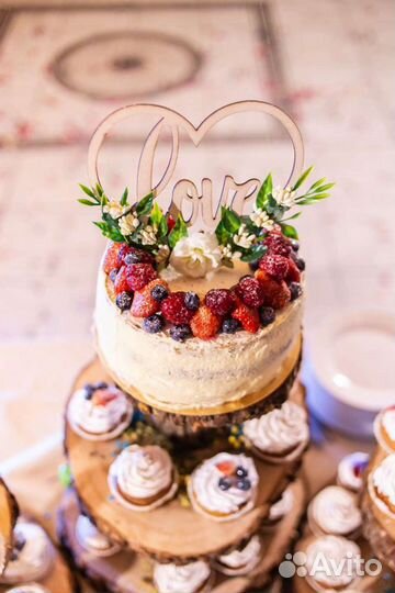 Тортница в стиле рустик, спилы дерева