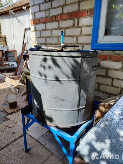 Медогонка 4-х рамочная электрическая