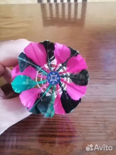 Волан перьевой цветной