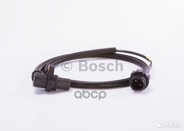 Датчик числа оборотов двигателя 0281002458 Bosch