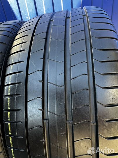 Pirelli P Zero PZ4 255/35 R19