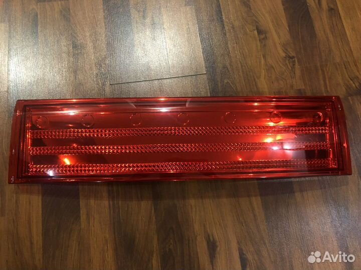 Новая тюнинг вставка катафот багажника ваз 2110