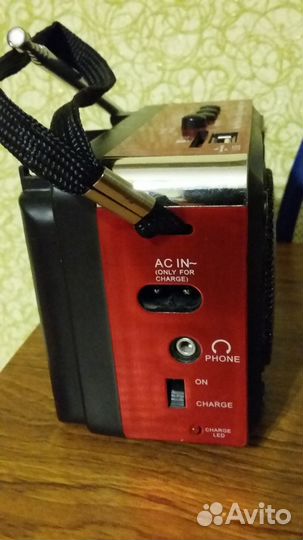 Радиоприёмник и магнитофон