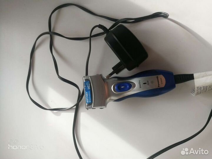 Электро бритва.ножи в хорошем состоянии