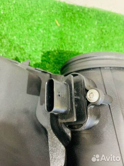 Расходомер воздуха BMW 7 E65/E66/E67 рест. E66