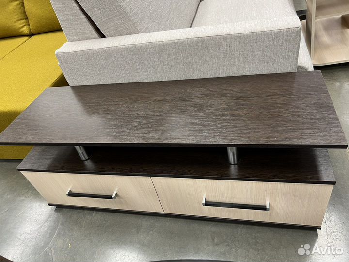 Тумба под тв