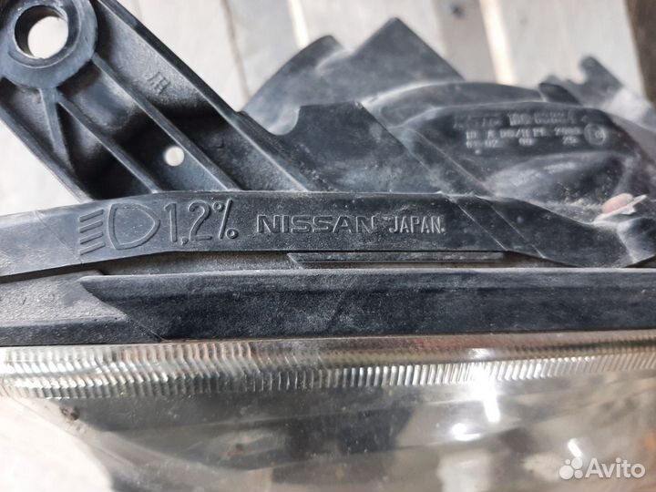 Фара правая ксенон Nissan Teana J31