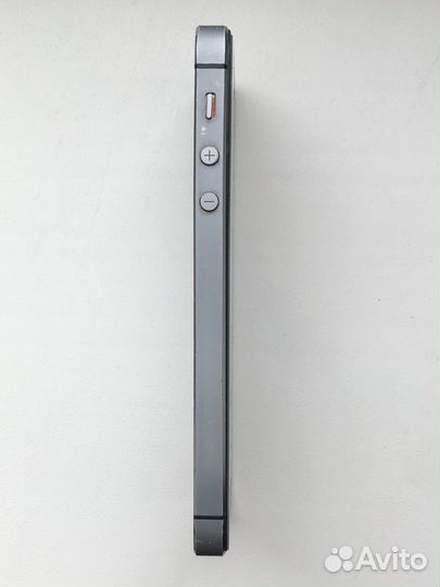 Телефон iPhone 5s