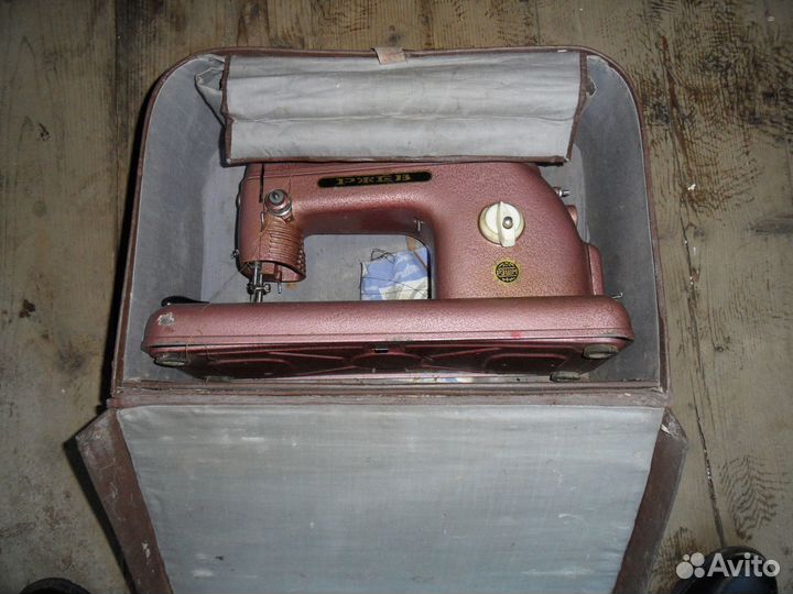 Ручная швейная машина бу