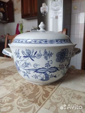 Супница из фарфора