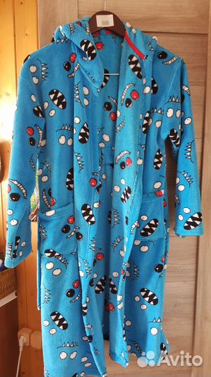 Мужской махровый халат с капюшоном