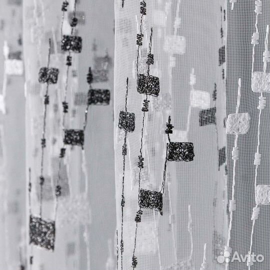 Тюль Мона черно-белый готовый на окна пошив