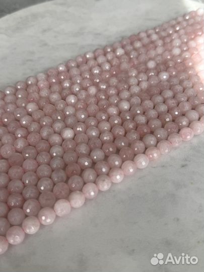 Розовый кварц натуральный граненый бусины 8 мм