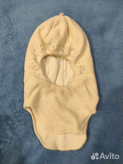 Продам зимние шапки для девочки