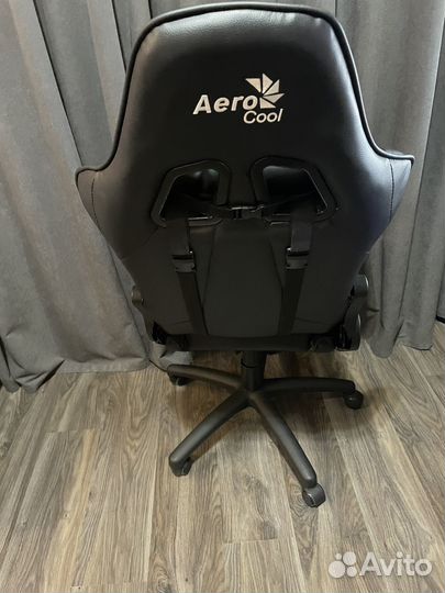 Компьютерное кресло aerocool