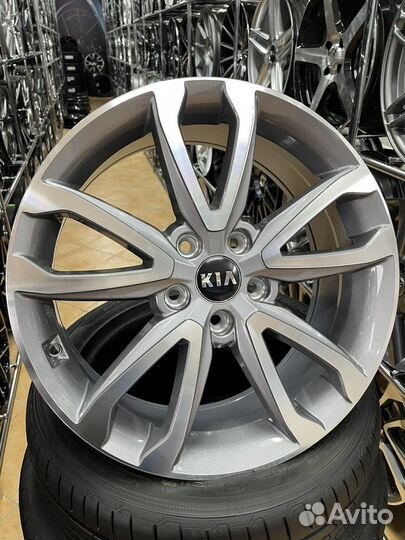 Диски литые R18 5*114.3 Kia стиль