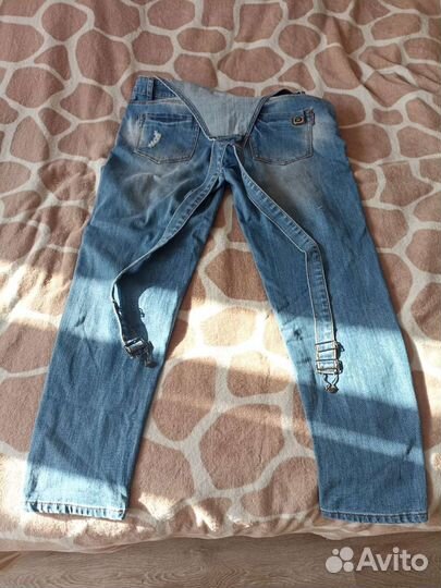 Джинсовый костюм тройка плюс кроссовки Reebok