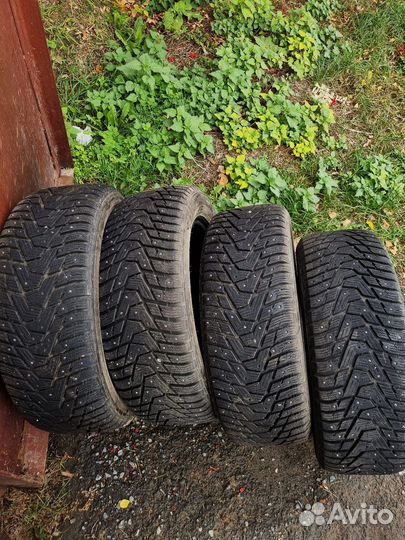 Hankook Winter I'Pike 225/55 R17