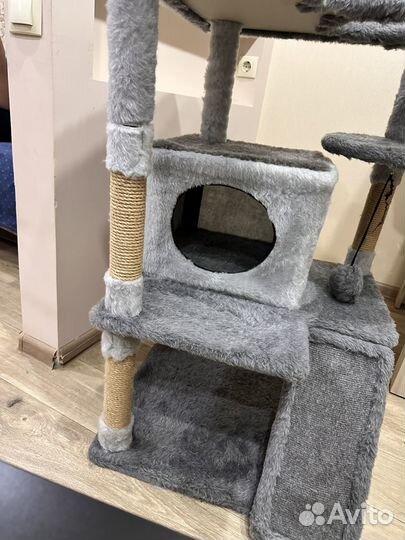 Домик для кошки с когтеточкой бу