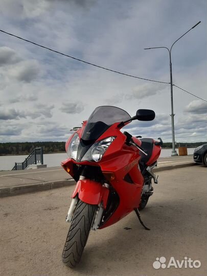 Honda VFR 800