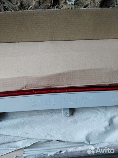 Стоп сигнал крышки багажника мерседес 211