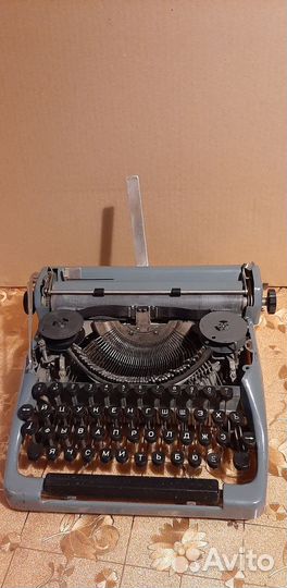 Пишущая машинка 1971год
