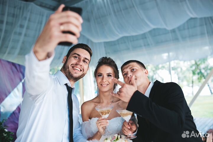 Ведущий (не тамада) на ваше мероприятие (свадьбу)