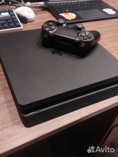 Sony PS4 slim 1tb
