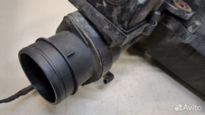 Корпус воздушного фильтра Volkswagen Tiguan, 2008