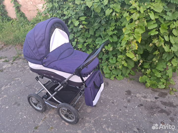 Прогулочная коляска 2 в 1