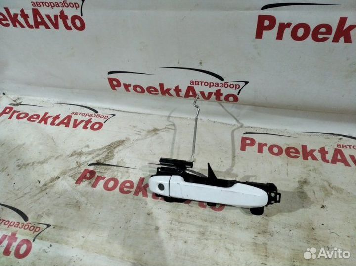 Ручка двери внешняя передняя правая Toyota Camry