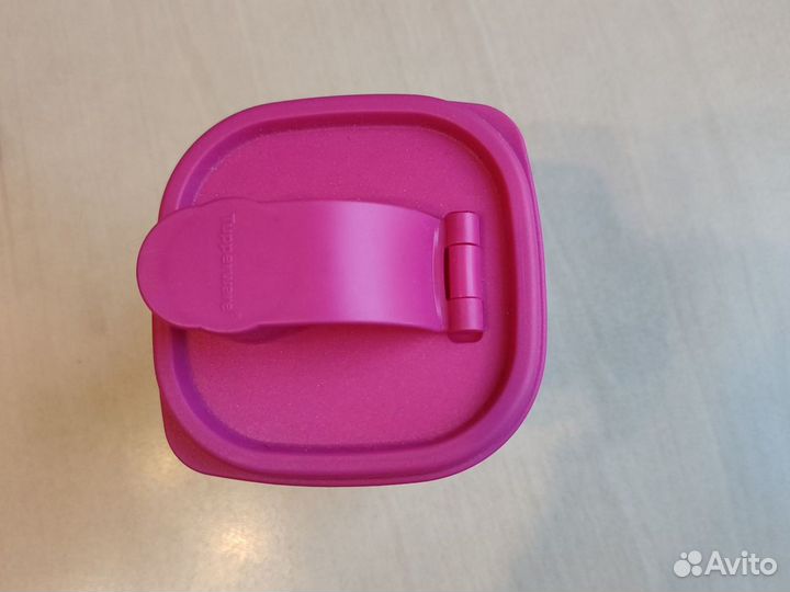 Tupperware. Контейнер Универсальный