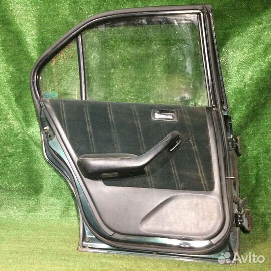 Дверь задняя левая Honda Rafaga CE4 зелёная