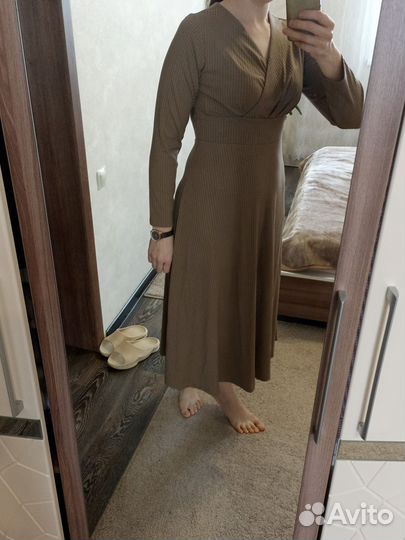 Платье женское 46 размер