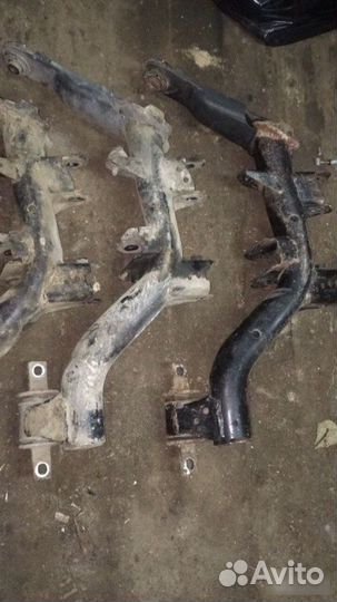 Рычаг подвески задний Honda Cr-V 3 2007-2012