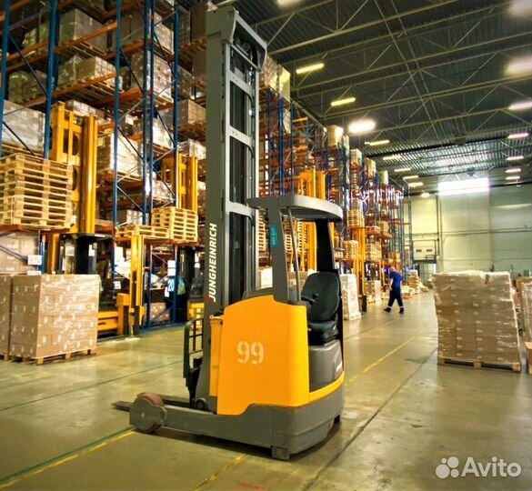 Водитель ричтрака/ штабелера на оптовый склад