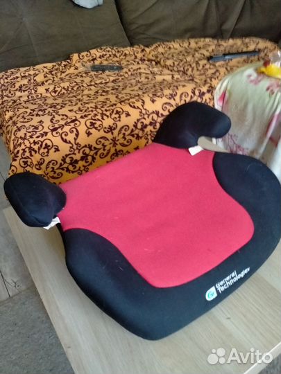 Автокресло бустер