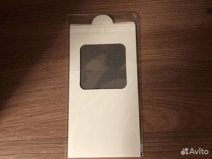 Зашитная плёнка на iPhone 6 Plus