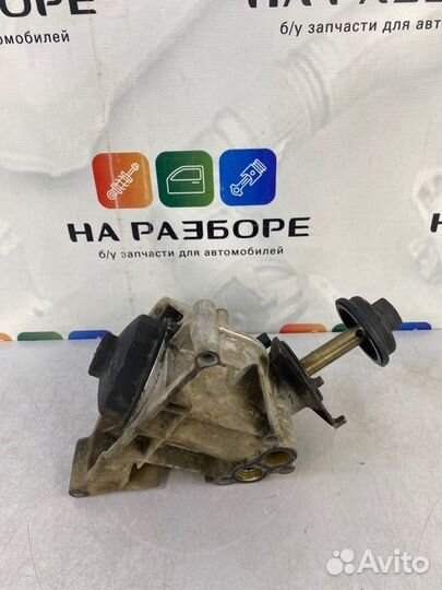 Корпус масляного фильтра Volkswagen Touareg GP