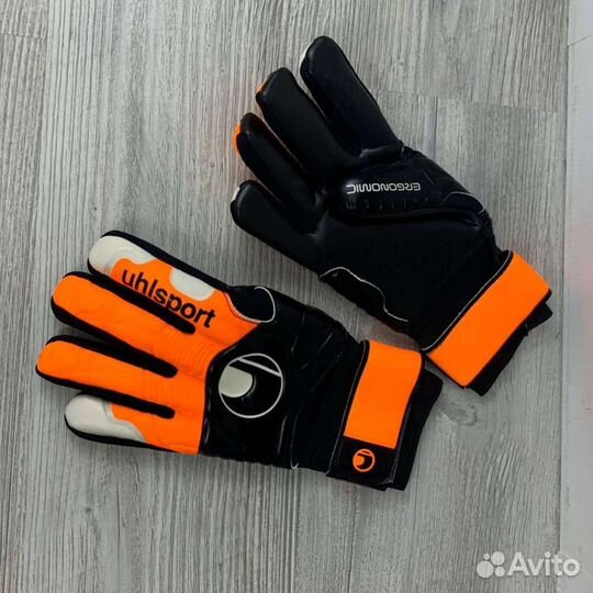 Перчатки вратарские