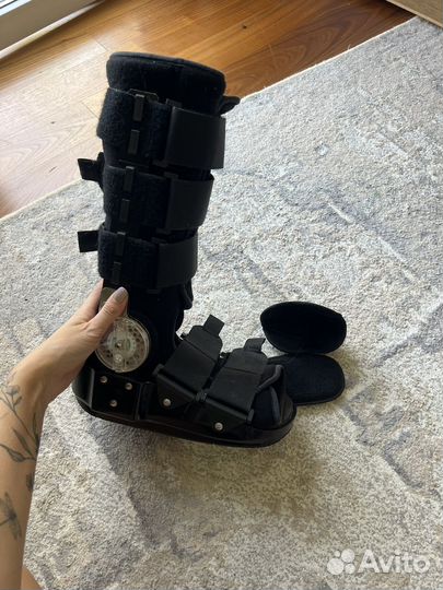 Ортез голеностопный жесткий orlett L
