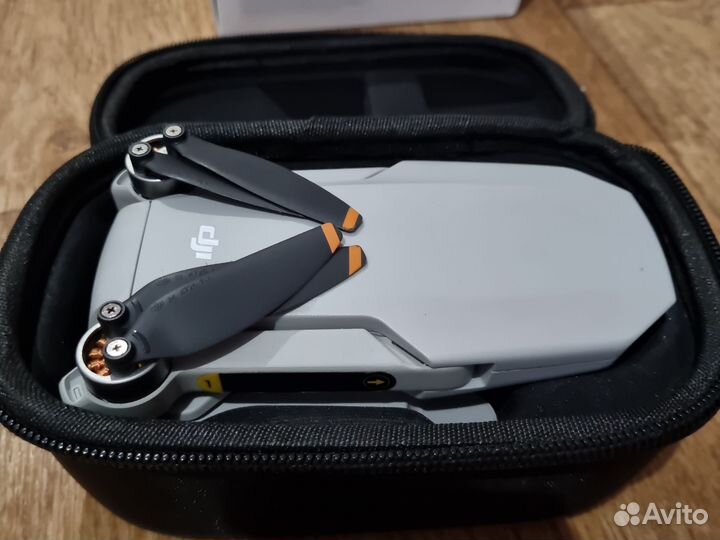 Квадрокоптер дрон Dji Mini 2 + чехол