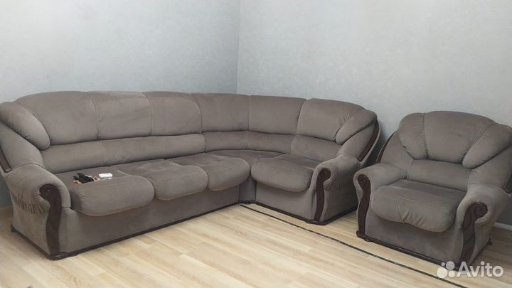 Угловой диван