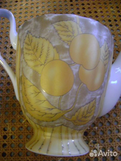 Чайник фарфор без крышки Колпино