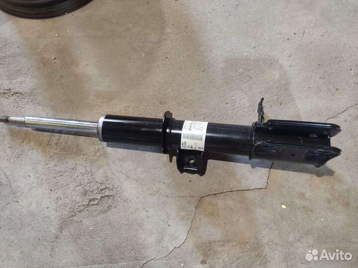 Амортизатор Range Rover Vogue 3