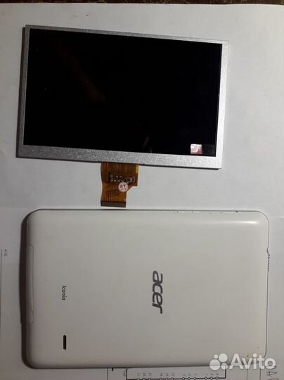 Планшет Acer Iconia Tab B1-711