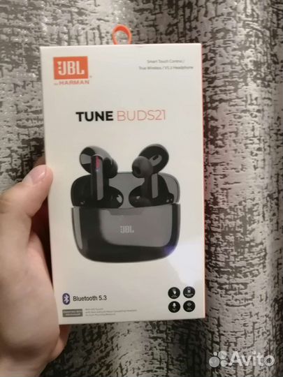 Беспроводные наушники JBL Tune Buds 21