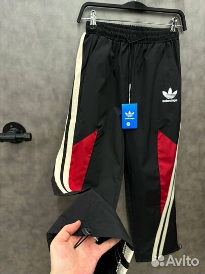 Спортивные штаны adidas