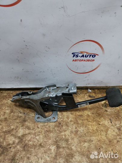 Педаль тормоза Ford Kuga 2 2.0 txma 2013