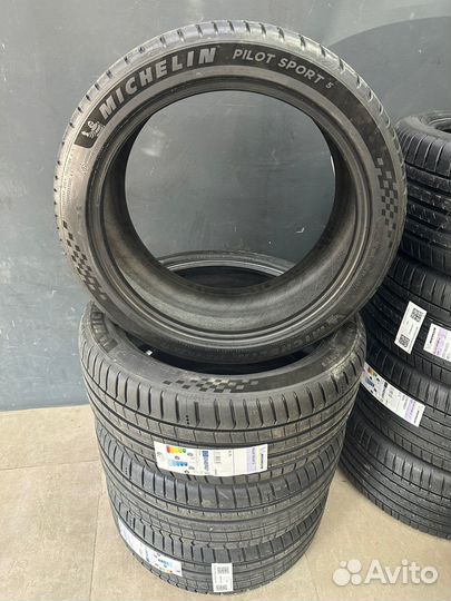 Michelin Pilot Sport 5 225/50 R17 98Y